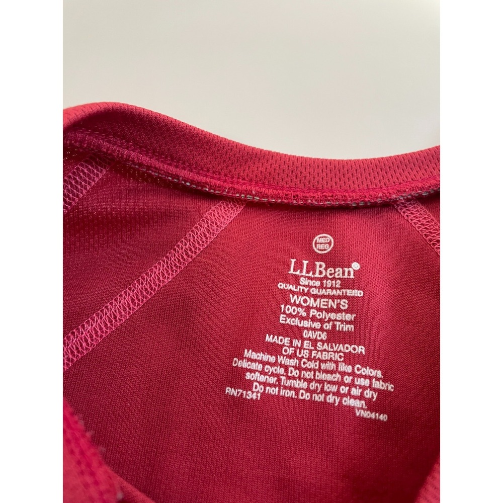 L.L. Bean T-shirt Women's Size Medium Pink V-neck Long Sleeve Activewear Workout - Picture 9 of 9